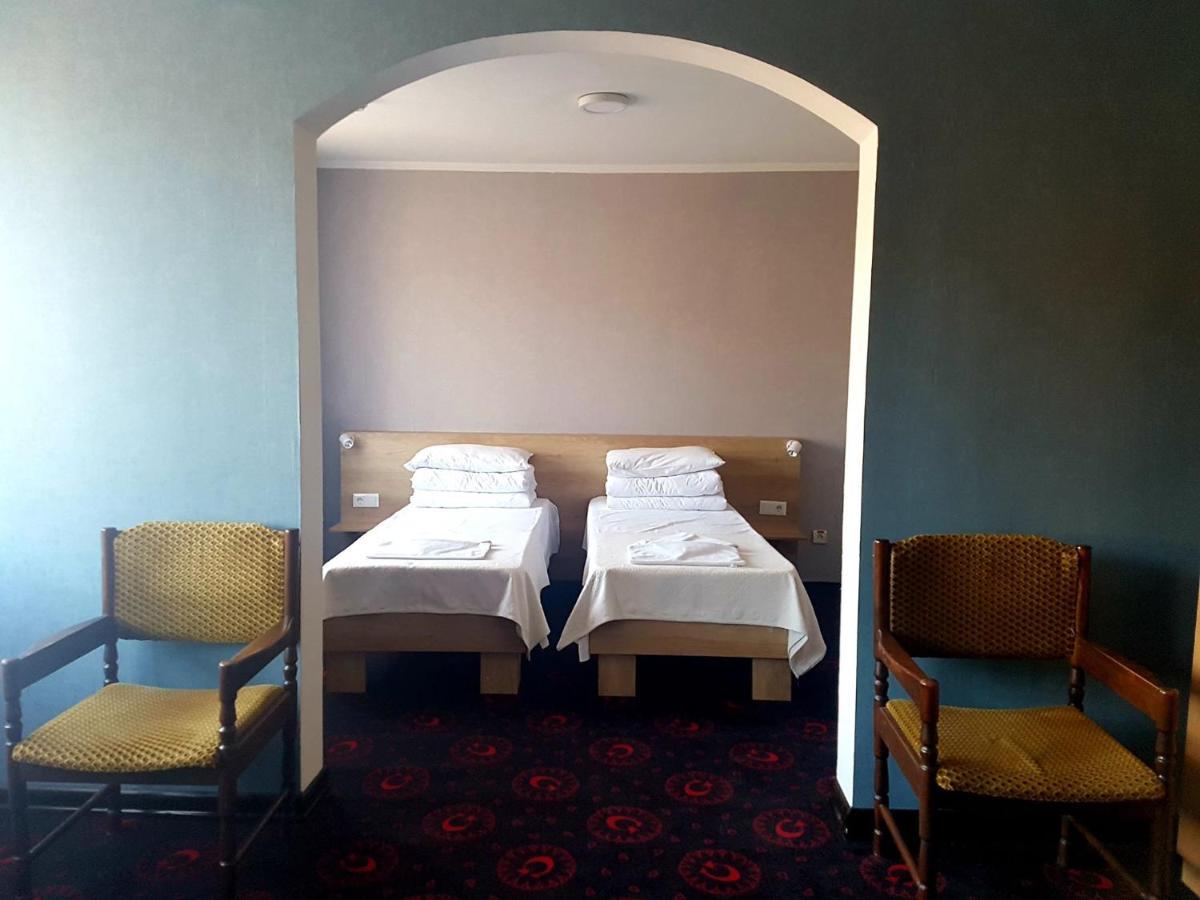 Institutul Muncii Hotel Chisinau Bagian luar foto